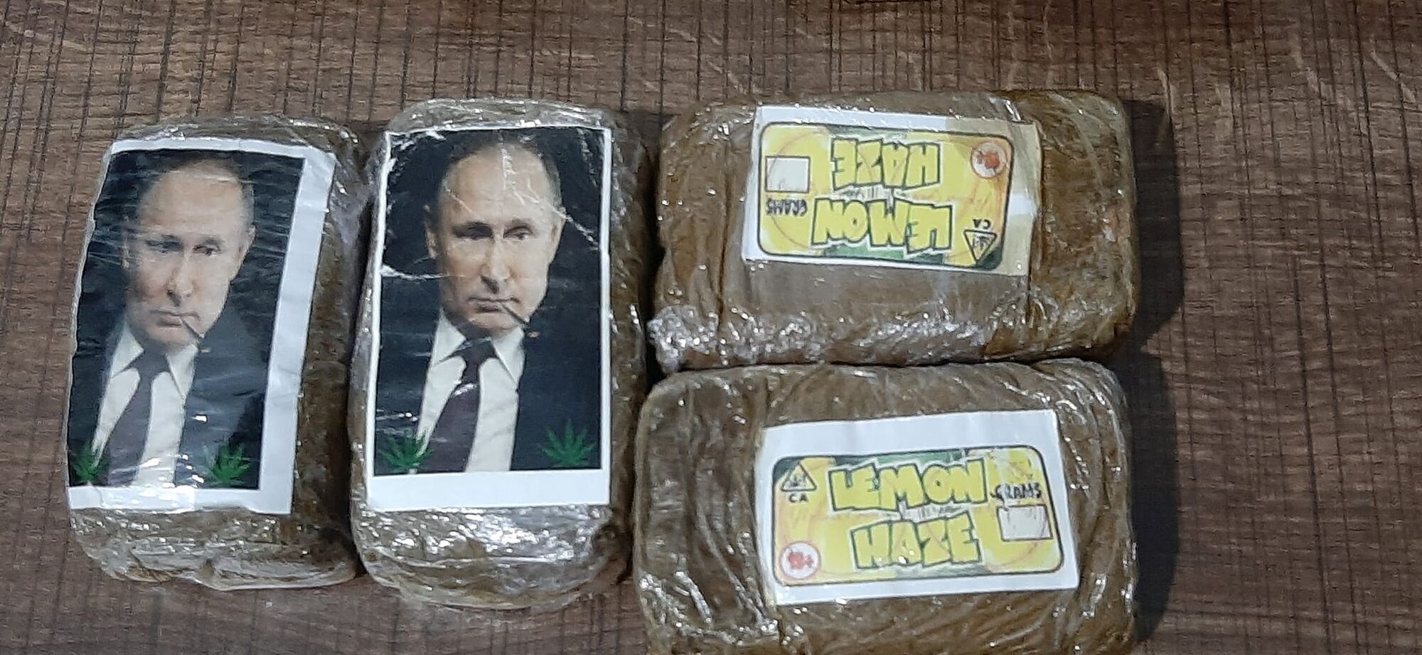 На ній зображено фото Путіна