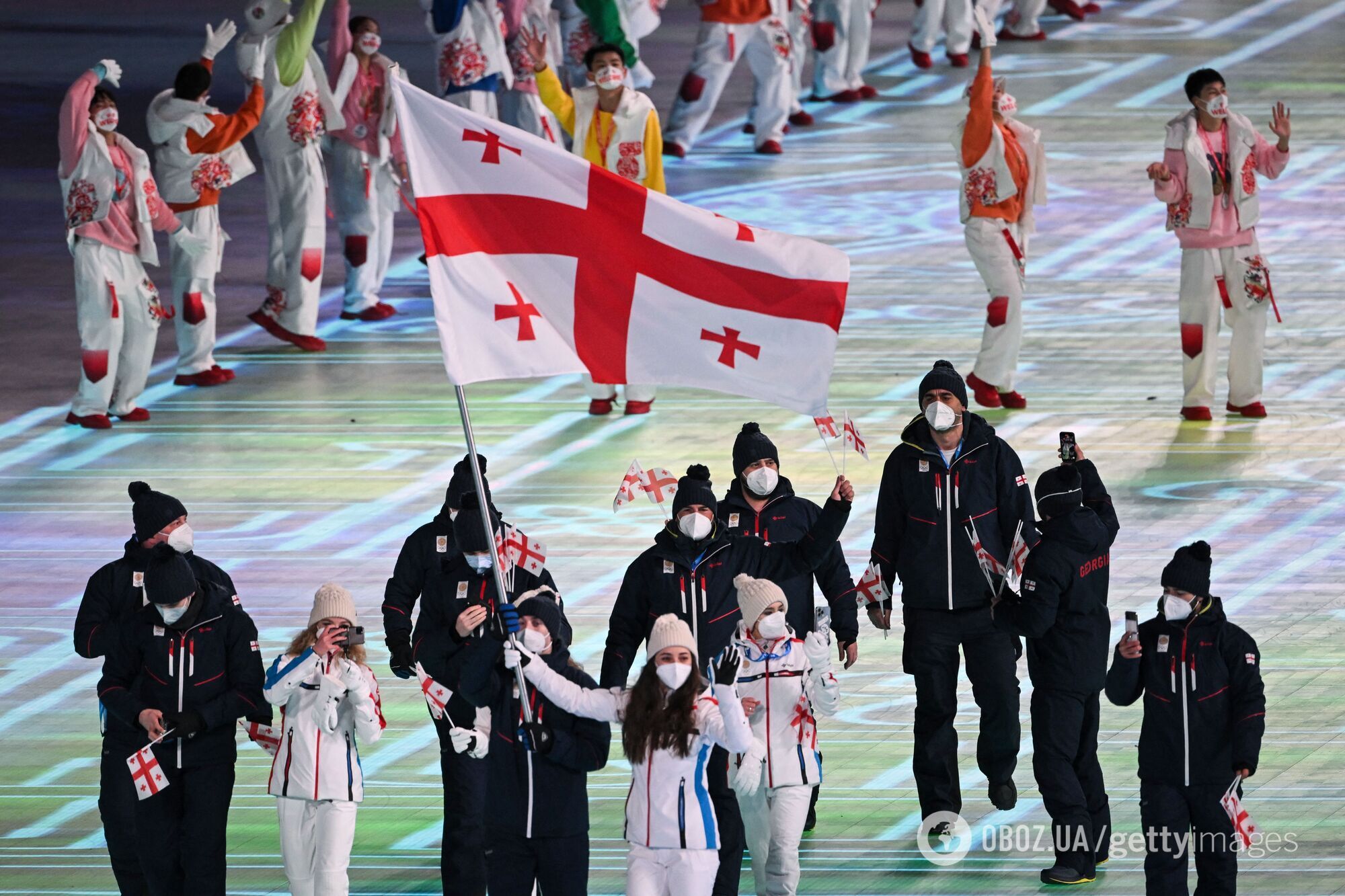 Квітелашвілі із прапором Грузії на відкритті Олімпіади.