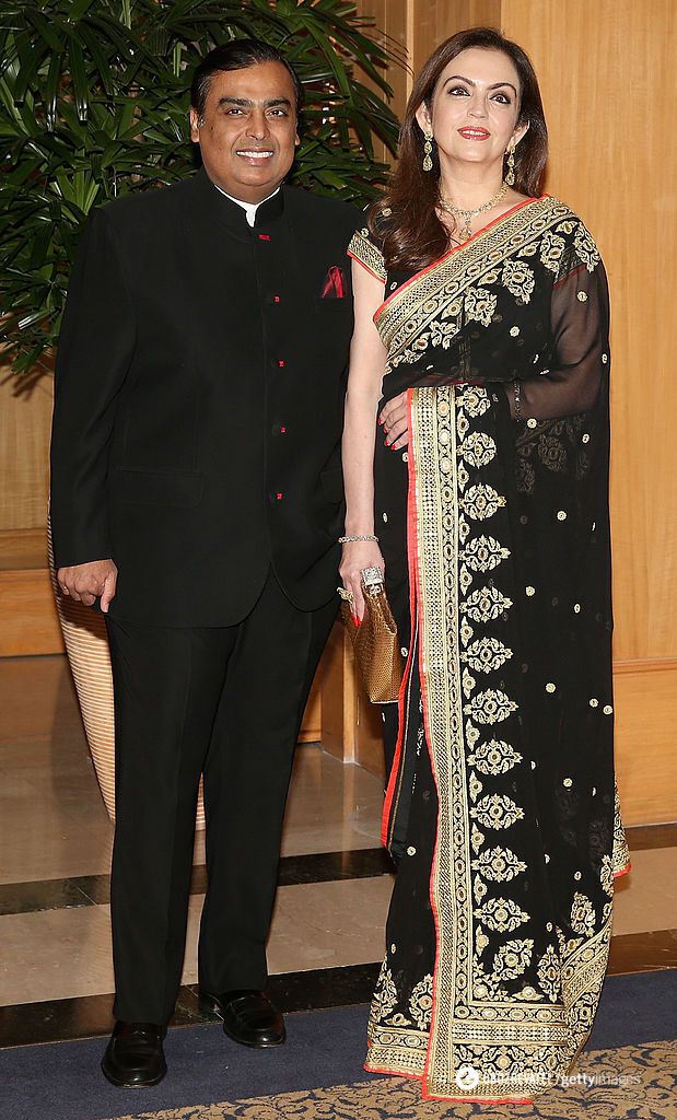 Мукеш Амбани и Нита Амбани поженились в 1985 году.