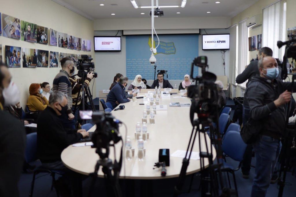 У Києві НСЖУ організувала фотовиставку "Громадянські журналісти важливі!"