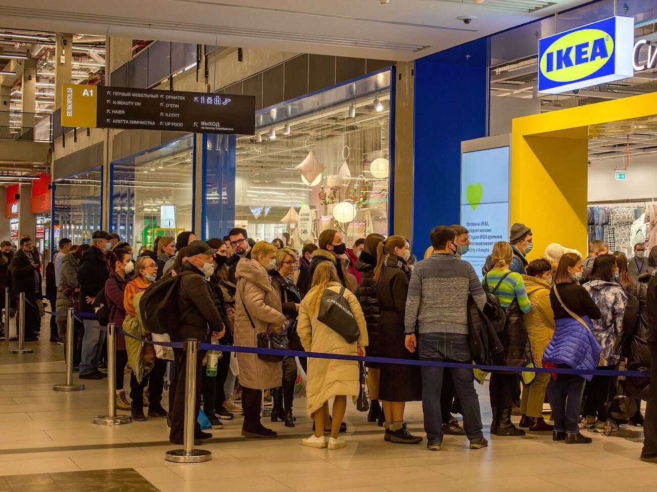 Очереди в IKEA