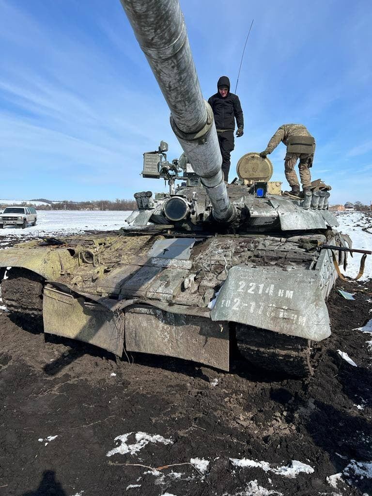 На Полтавщине тероборона захватила три танка оккупантов. Фото и видео
