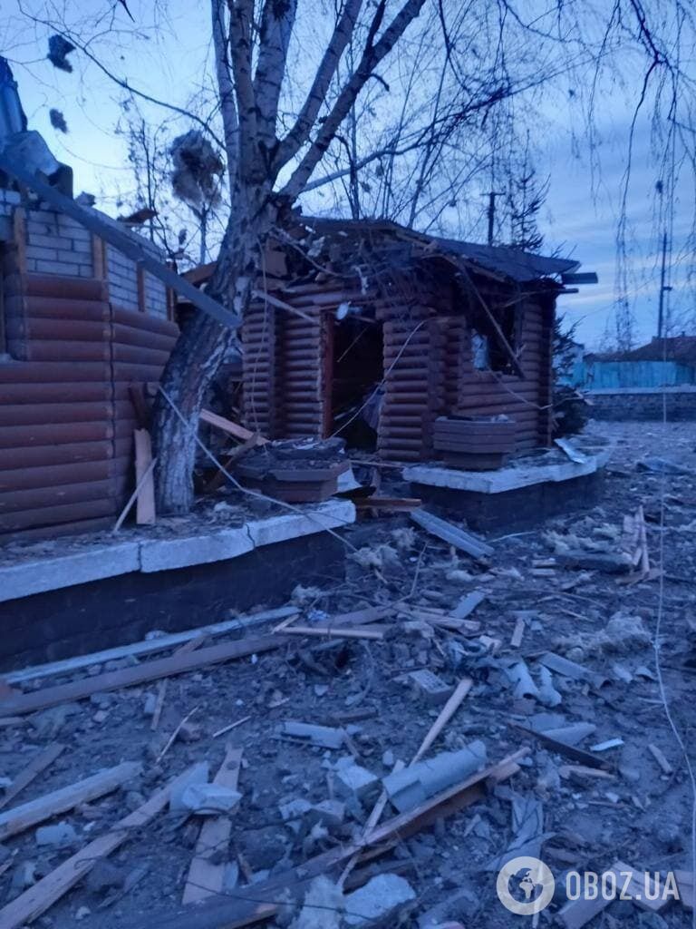 Окупанти обстрілюють інфраструктуру Київщини.