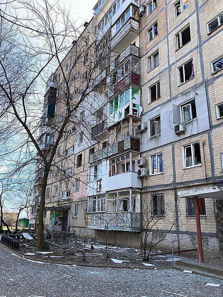 Оккупанты обстреляли жилые дома в Николаеве