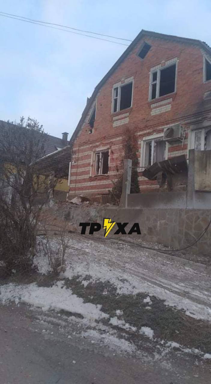 У Дергачах окупанти завдали удару по житловому будинку