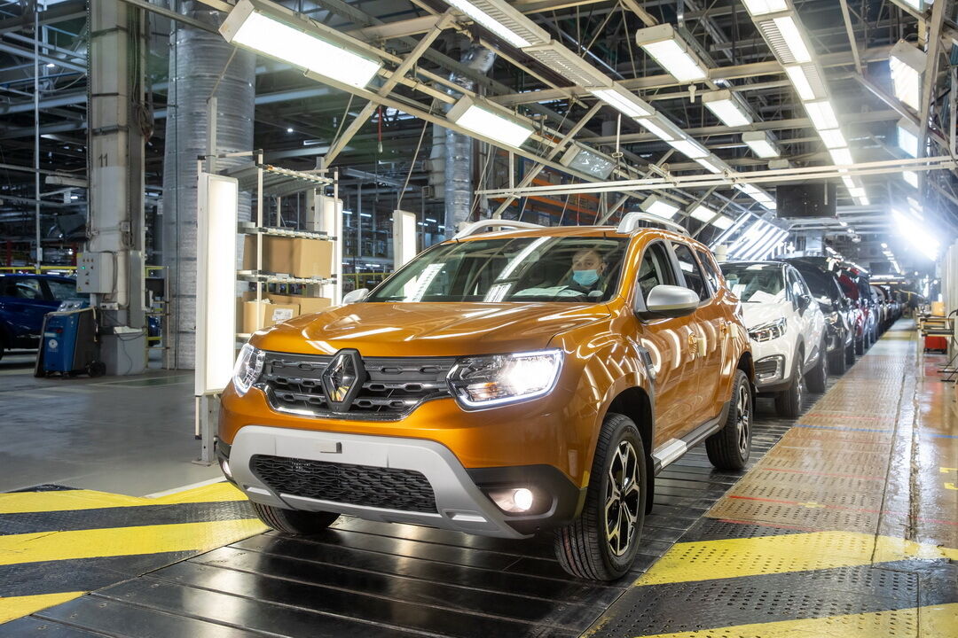 Renault не хоче залишати російський ринок