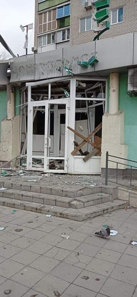 Окупанти обстрілюють інфраструктуру Луганщини.
