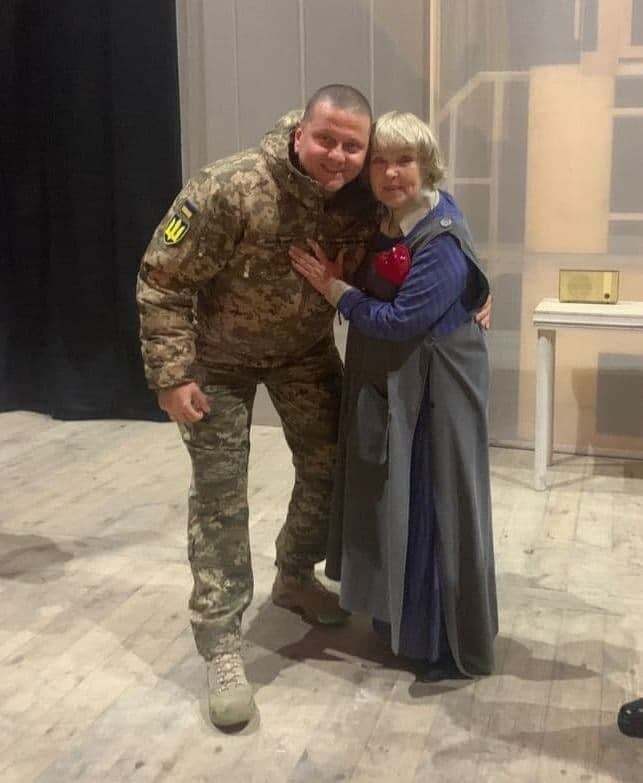 Ада Роговцева поддерживает военных