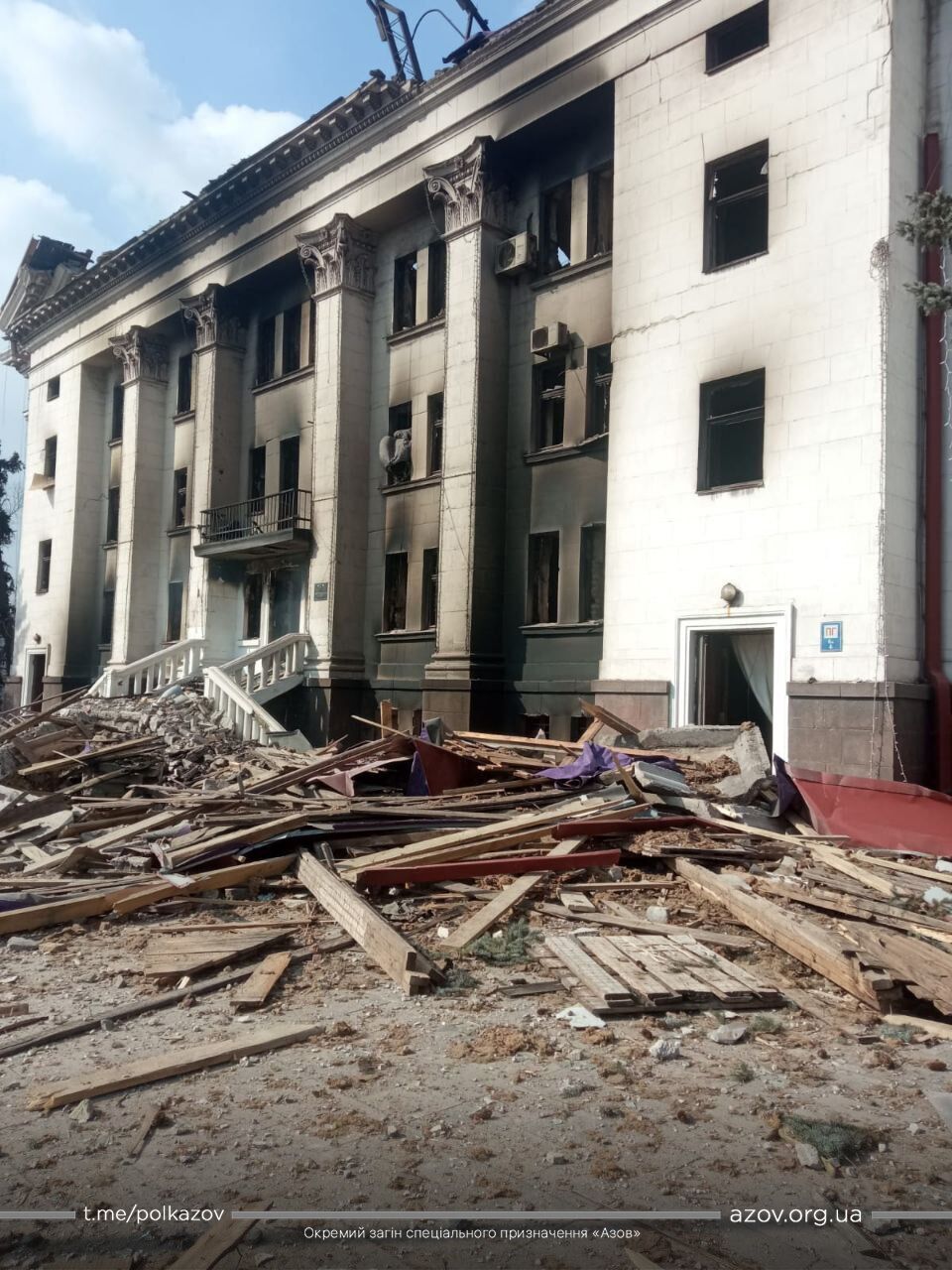 Здание ''визитной карточки'' города разрушено