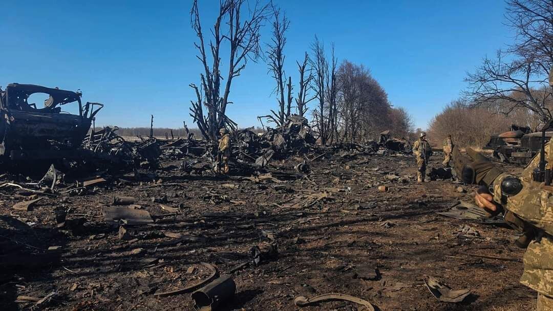 ВСУ уничтожили колонну российской техники на Сумщине. Фото