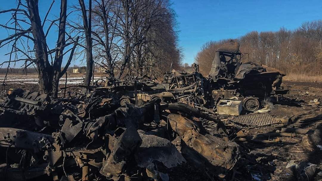 ВСУ уничтожили колонну российской техники на Сумщине. Фото