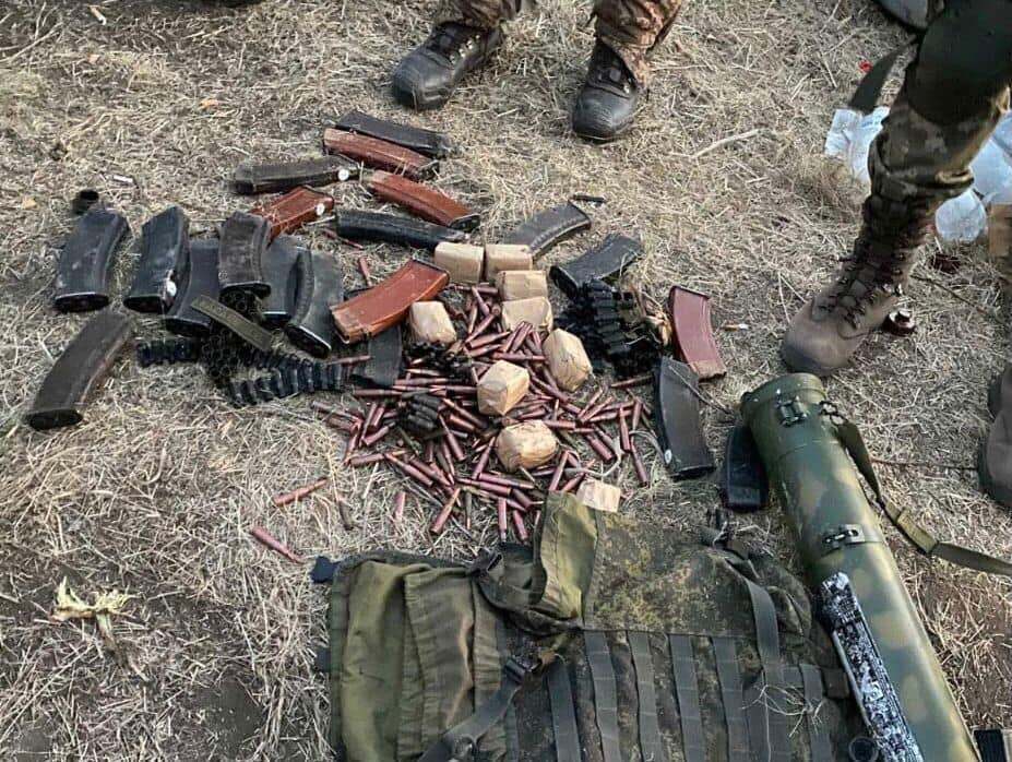 В результате боя украинские воины пополнили свой боекомплект.