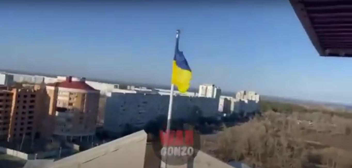 Чичерина спела в мэрии Энергодара, сняв с нее украинский флаг