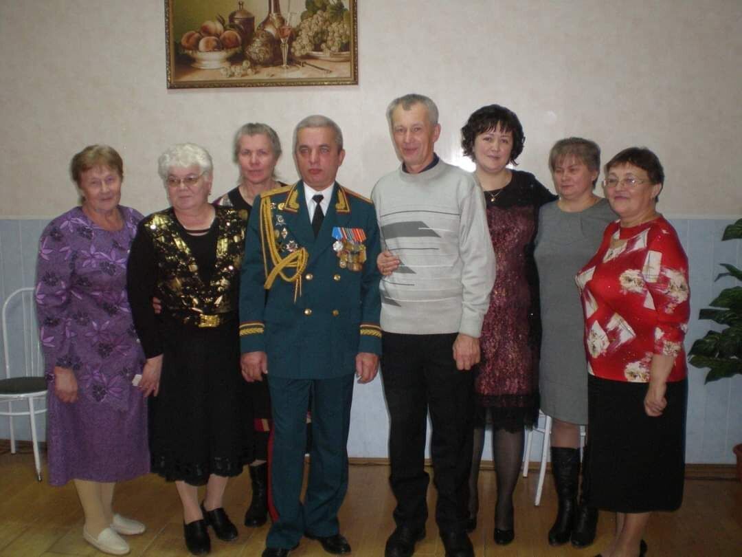 Российский генерал, командующий бомбардировками Мариуполя, пользуется "ВКонтакте": в сети показали фото