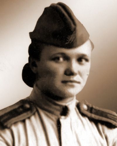 Ольга Твердохлебова в годы Второй мировой войны