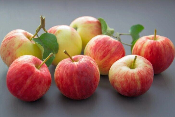 Солодкі яблука