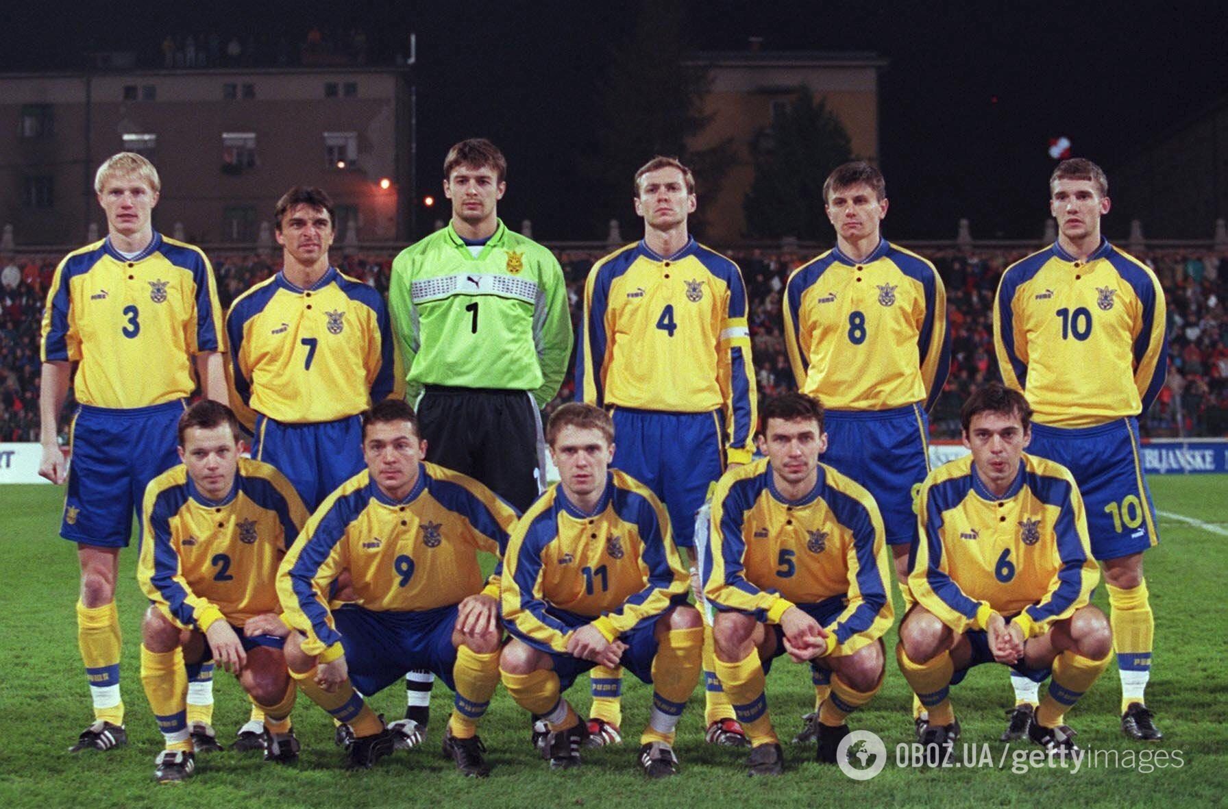 Кандауров (№7) в форме сборной Украины (1999 год)