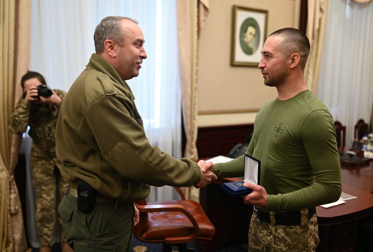 Роман Грибов получил награду ''За заслуги перед Черкасщиной''