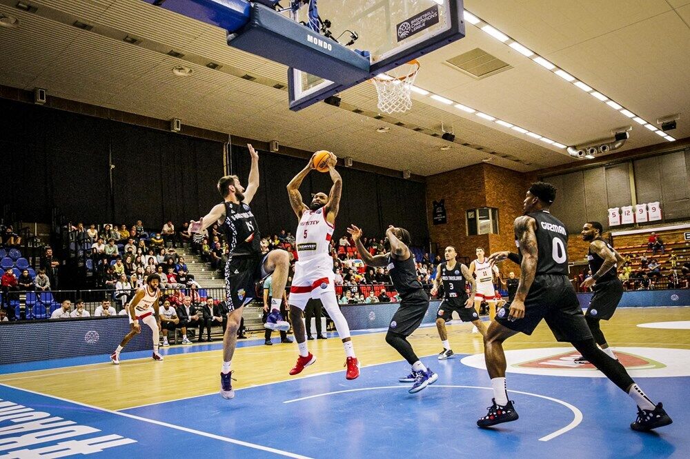 "Прометей" зазнав першої поразки у топ-16 Ліги чемпіонів ФІБА