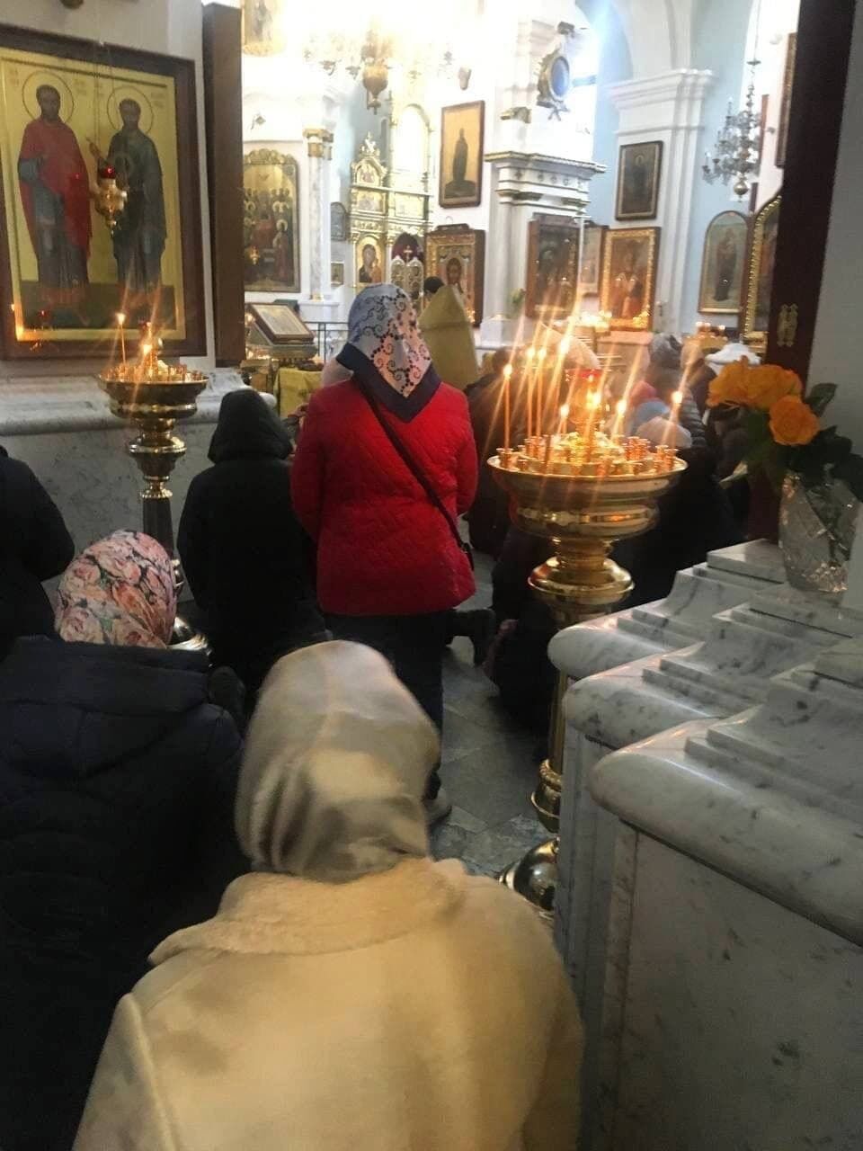 В Минске задержали матерей беларусских солдат, которые пришли в храм помолиться за мир. Фото