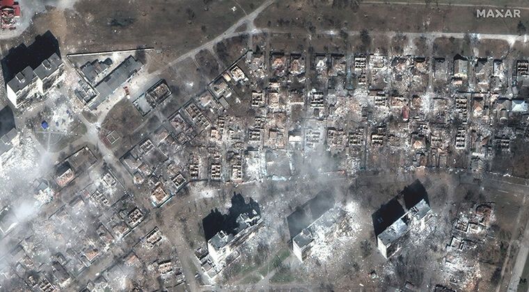 Зруйнований окупантами Маріуполь