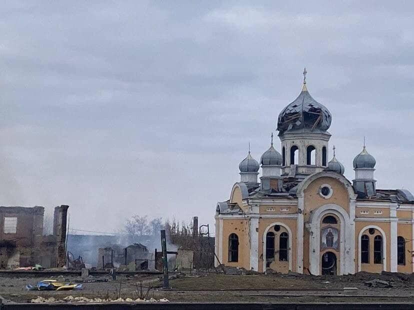 Окупанти руйнують в Україні храми, які вистояли у Другу світову. Фото і відео