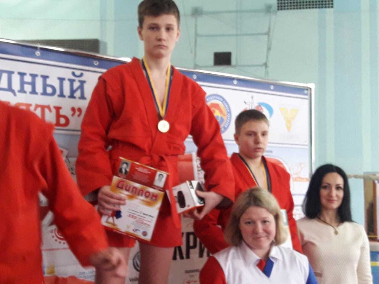 Артем перемагав на чемпіонатах України з самбо