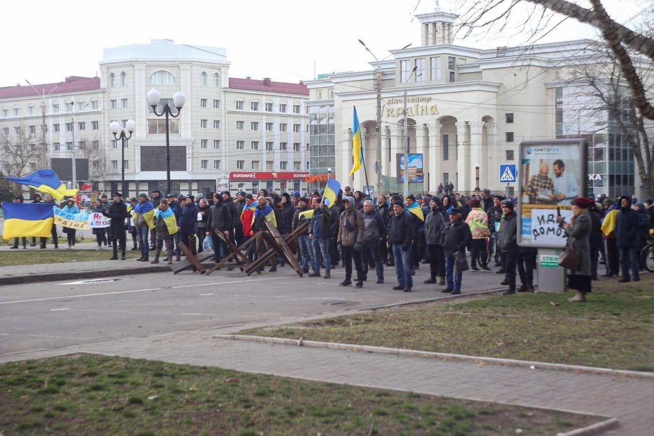 У Херсоні до захопленого СІЗО окупанти зібралися кидати непокірних українців