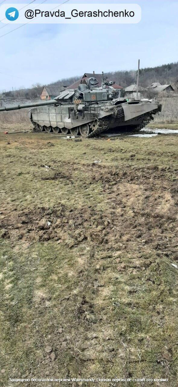 Українські захисники зупинили ворожі танки на Ізюмщині.