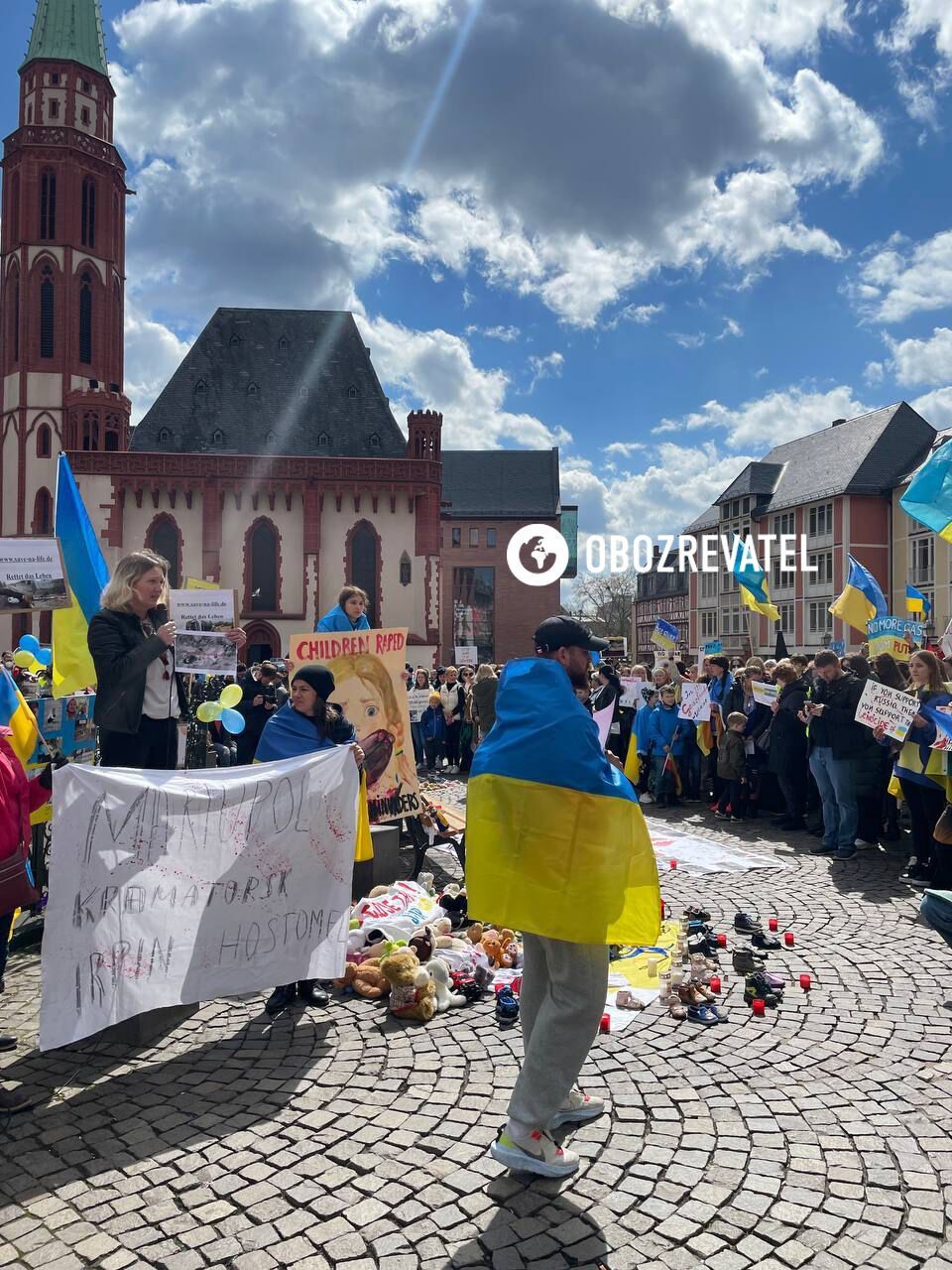 Люди потребовали остановить геноцид в Украине