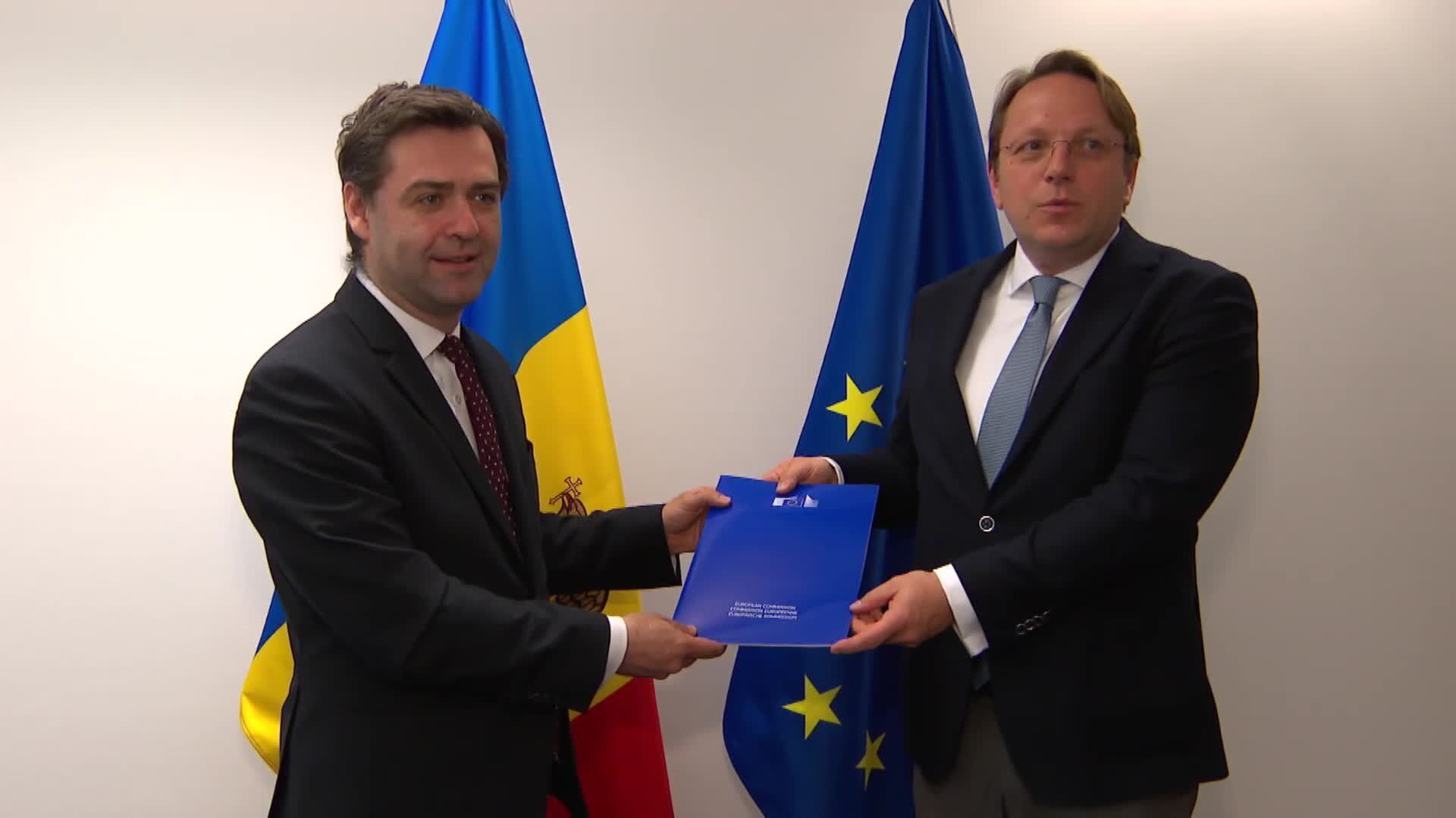 Передача опросника о вступлении в ЕС для Молдовы