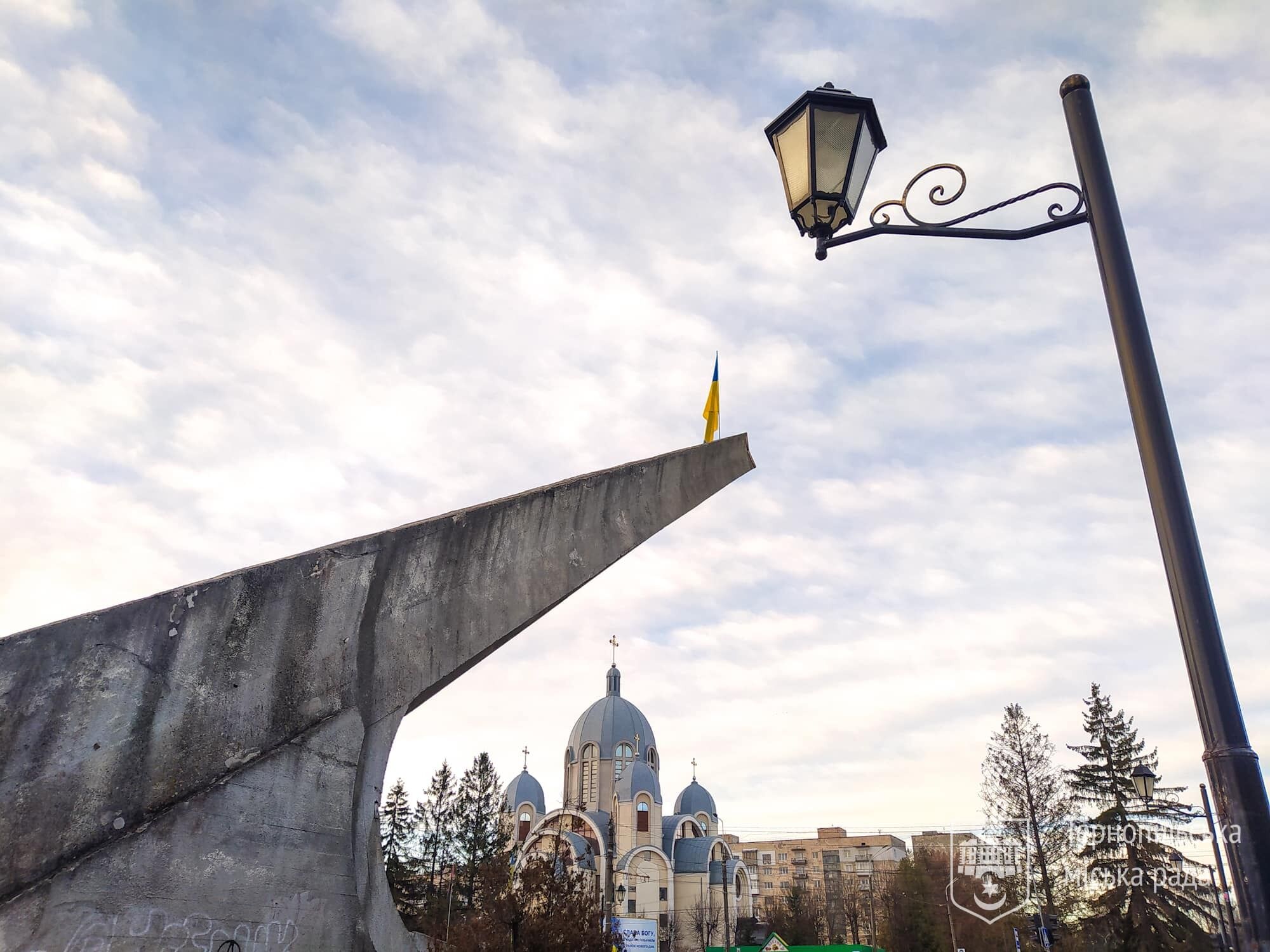 На місці літака планується встановити пам'ятник Героям України