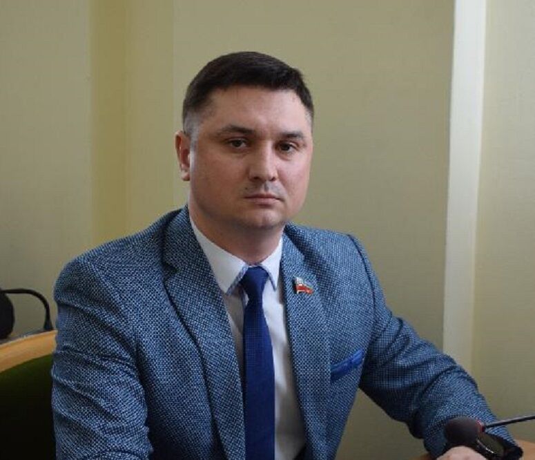 Максим Уваров