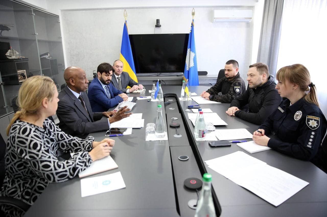 Монастырский провел встречу с кризисным координатором ООН в Украине