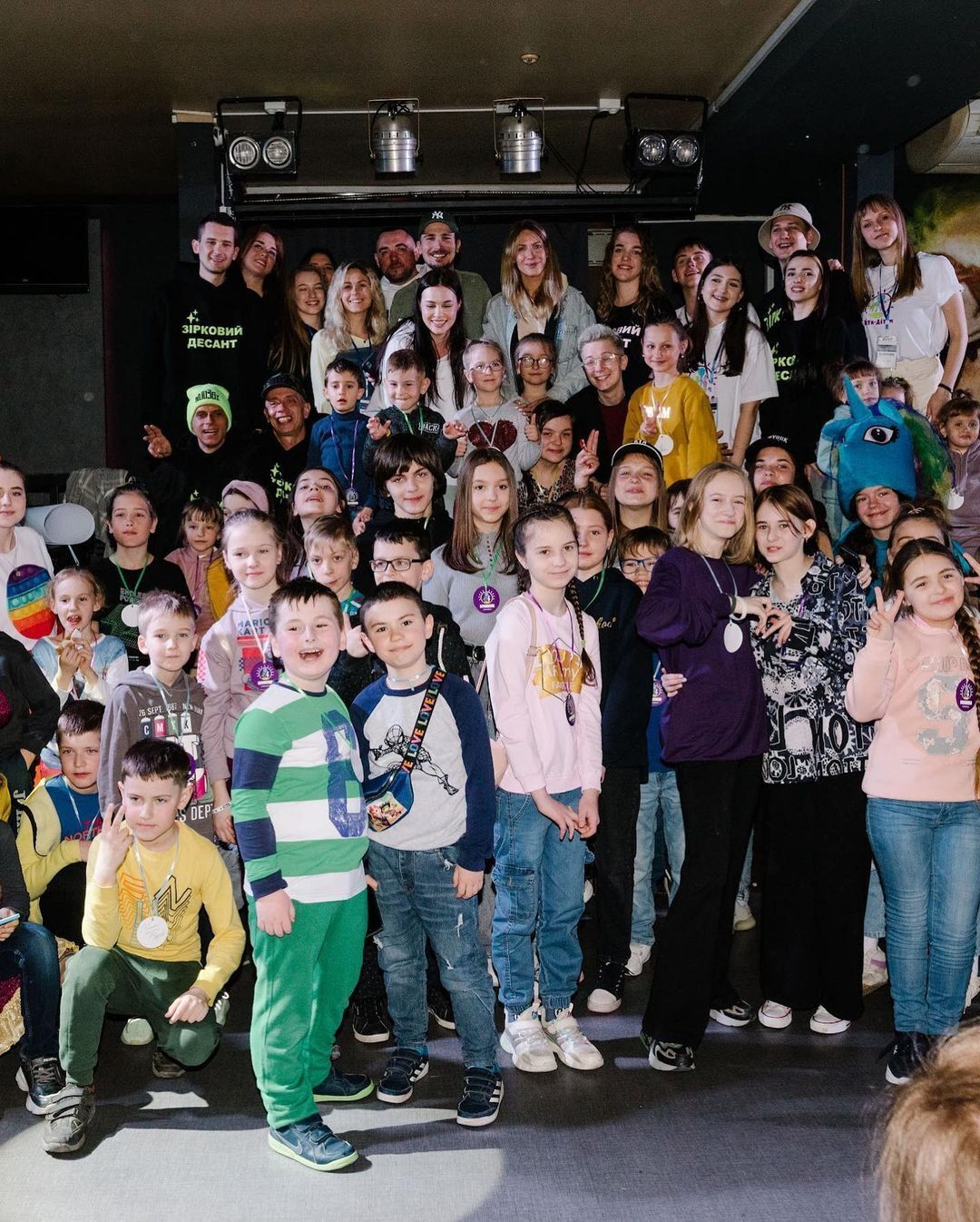 Позитив із іншими українськими зірками створили проєкт "Діти дітям"