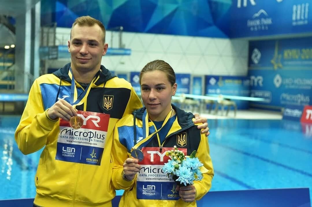 ''Шантаж, угрозы и унижение стали нормой'': украинские спортсмены подняли бунт против тренера сборной и просят помощи министра