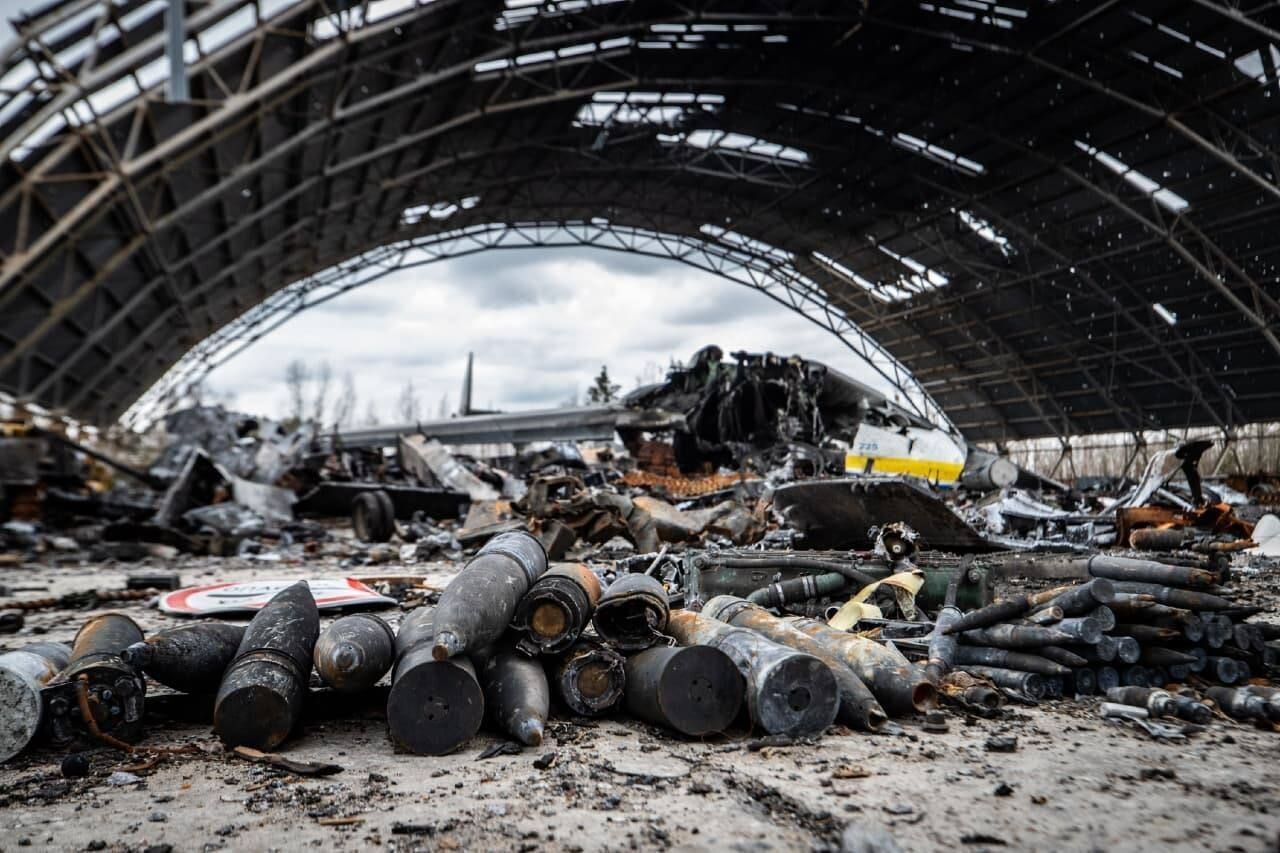 В сети показали последствия прихода "русского мира" в Гостомель. Фото