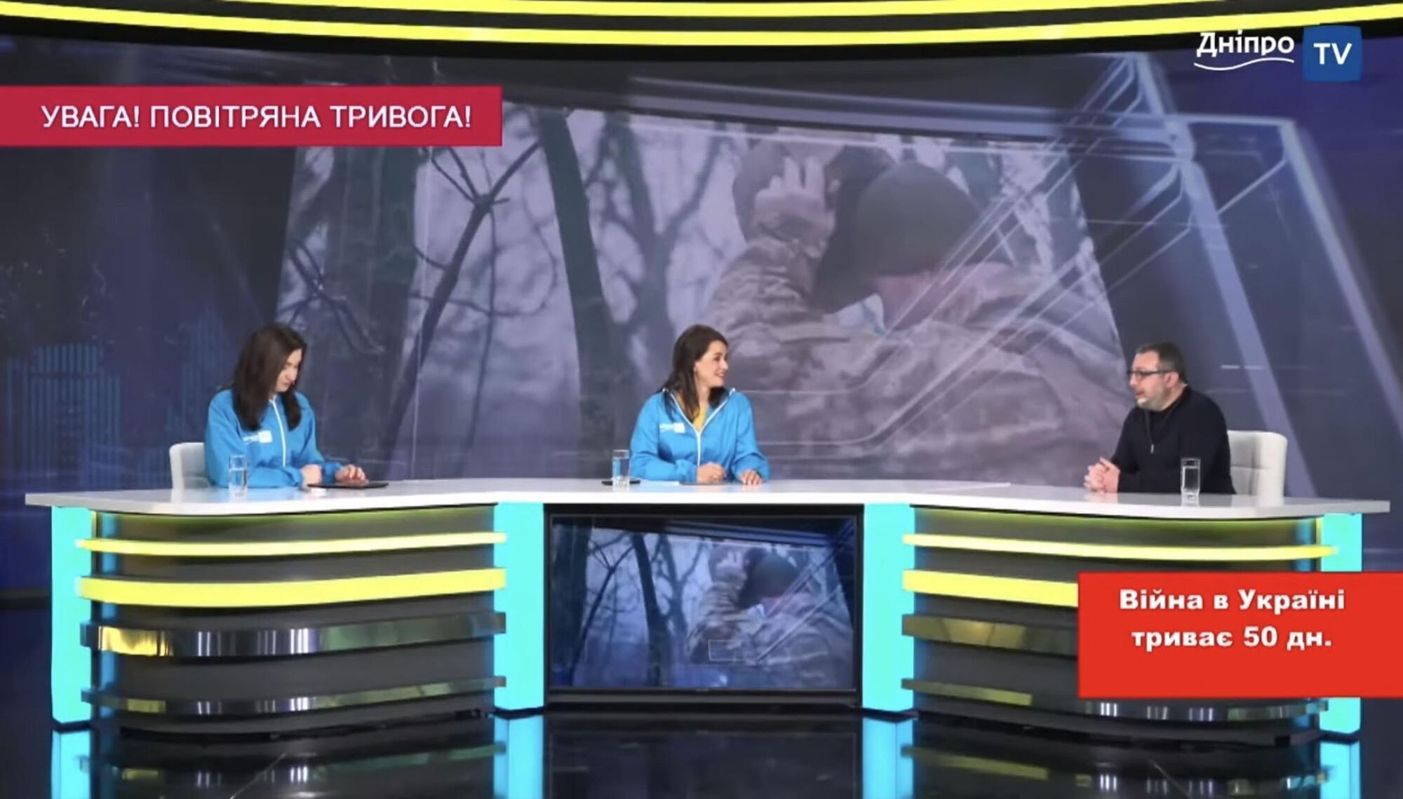 Керівник Центру тероборони Дніпра Геннадій Корбан під час телемарафону в ефірі телеканалу ''ДніпроTV'' 15 квітня