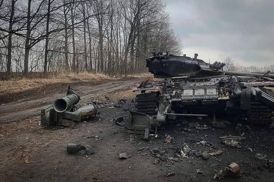 Захисники України продовжують знищувати ворожу техніку