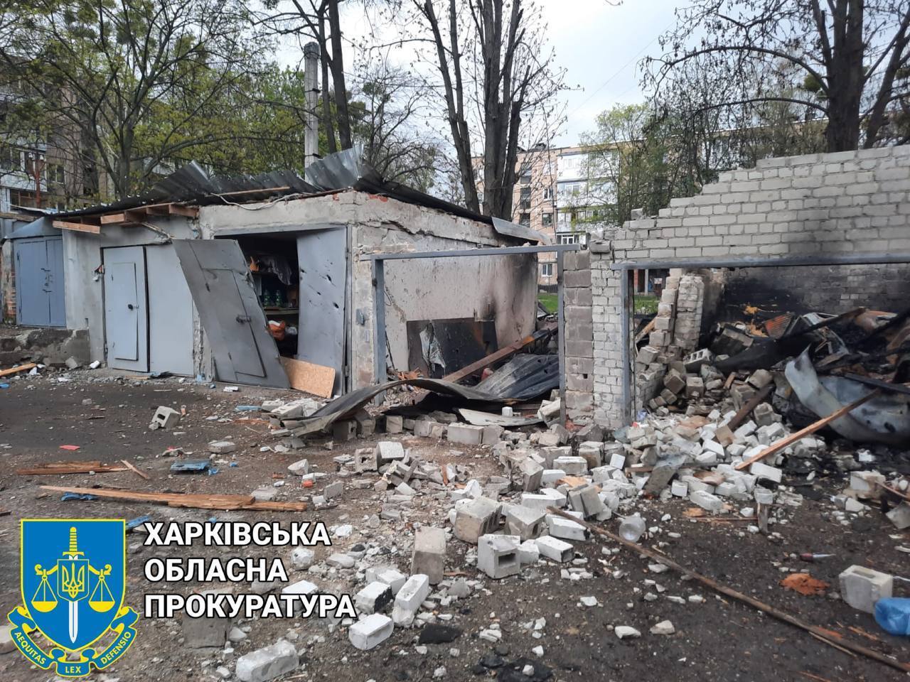 Оккупанты обстреляли жилые кварталы Харькова: есть погибшие, много пострадавших. Фото