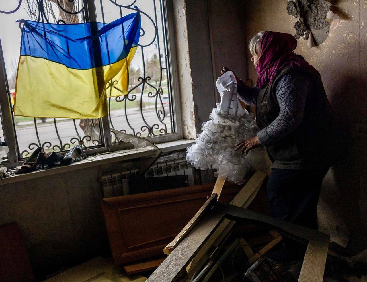 Люди гибнут именно из-за того, что являются частью украинской нации.