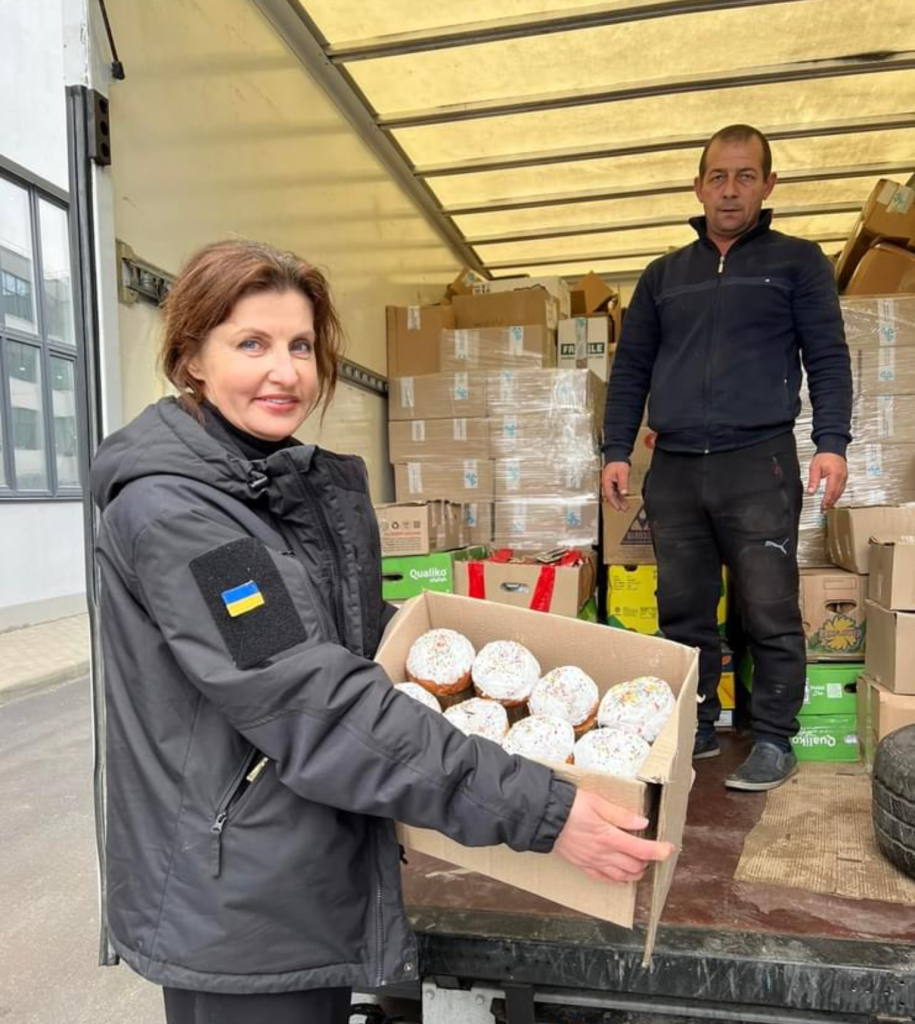 Вимушеним переселенцям, які знайшли прихисток на Черкащині, передали гуманітарну допомогу, – Марина Порошенко