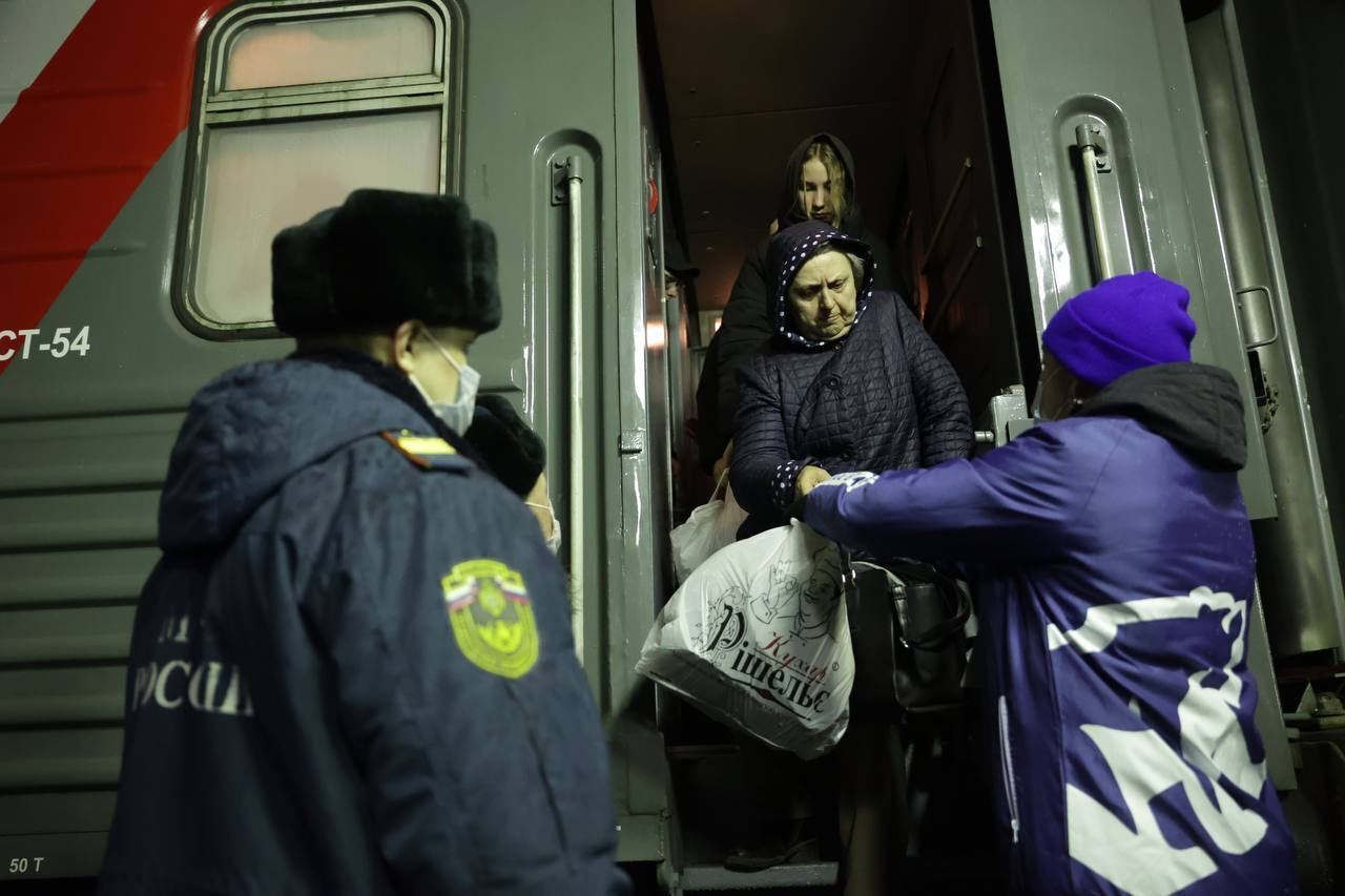 В общей сложности уже вывезены сотни тысяч украинцев