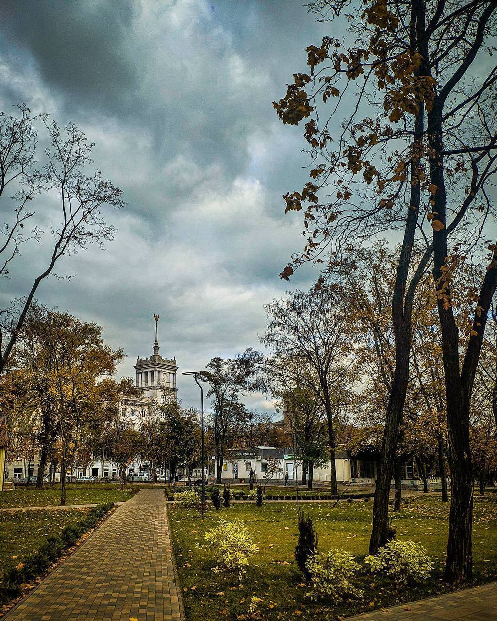 Зеленський показав фото Маріуполя до війни