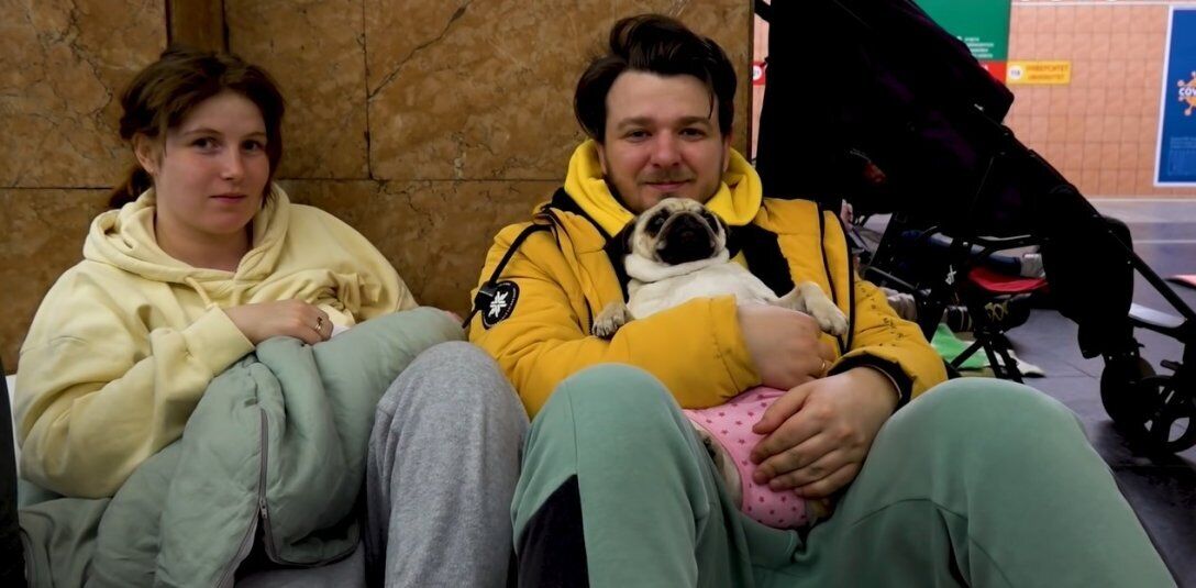 Тетяна Блізняк з донькою, чоловіком та собакою