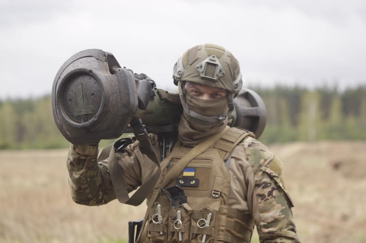 Украинский защитник, боец Национальной гвардии Евгений