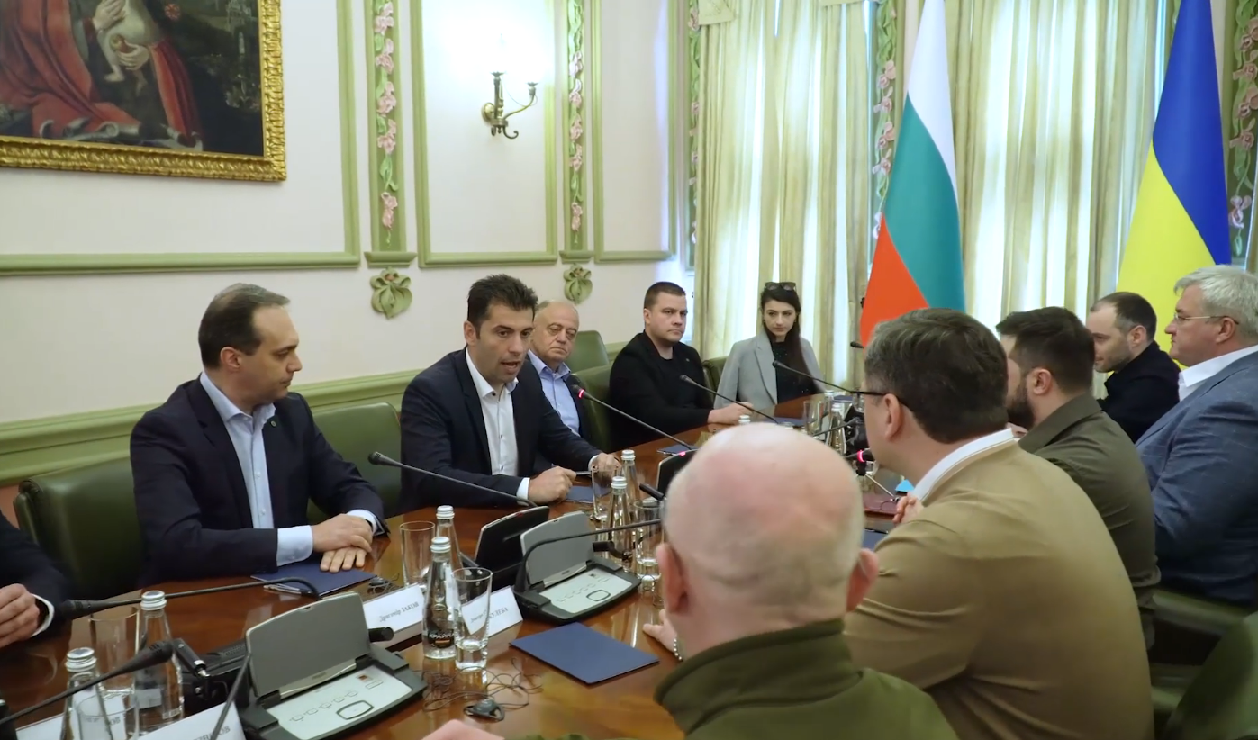 Кирило Петков прибув із візитом до Києва