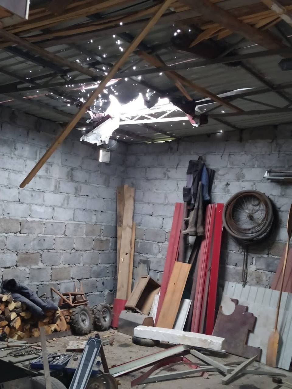 Оккупанты обстреляли Днепропетровщину "Ураганами". Фото разрушений