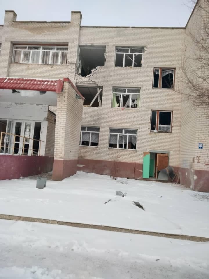 Оккупанты обстреляли больницу в Рубежном
