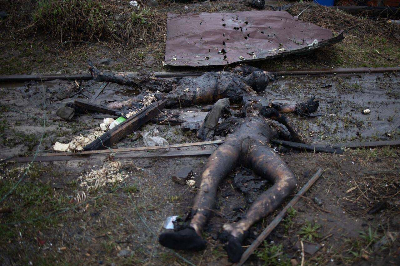 Убитых в Буче украинцев россияне сжигали